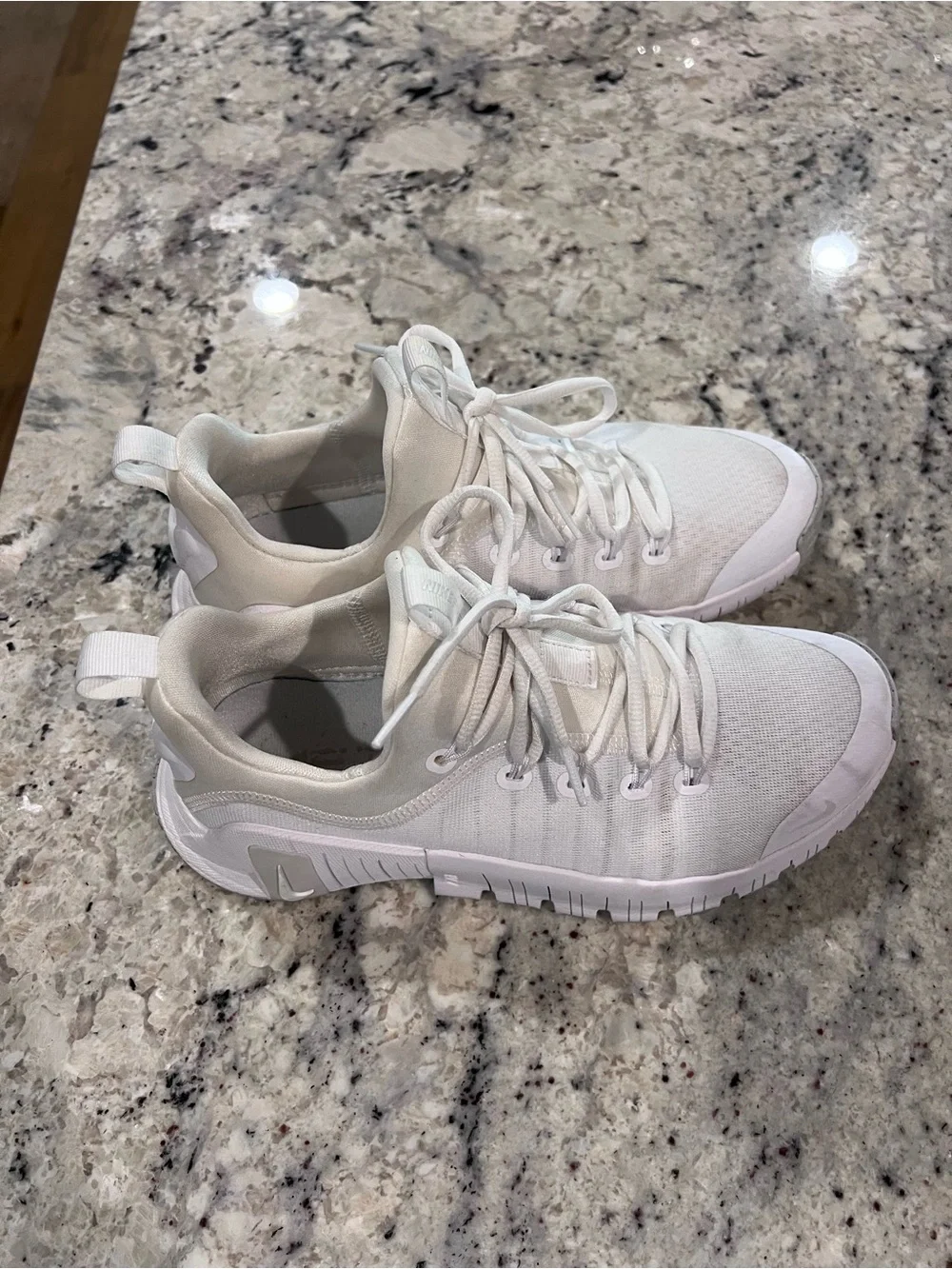 Nike Metcon 6 | Women’s 8.5 (color: Platinum Tint)